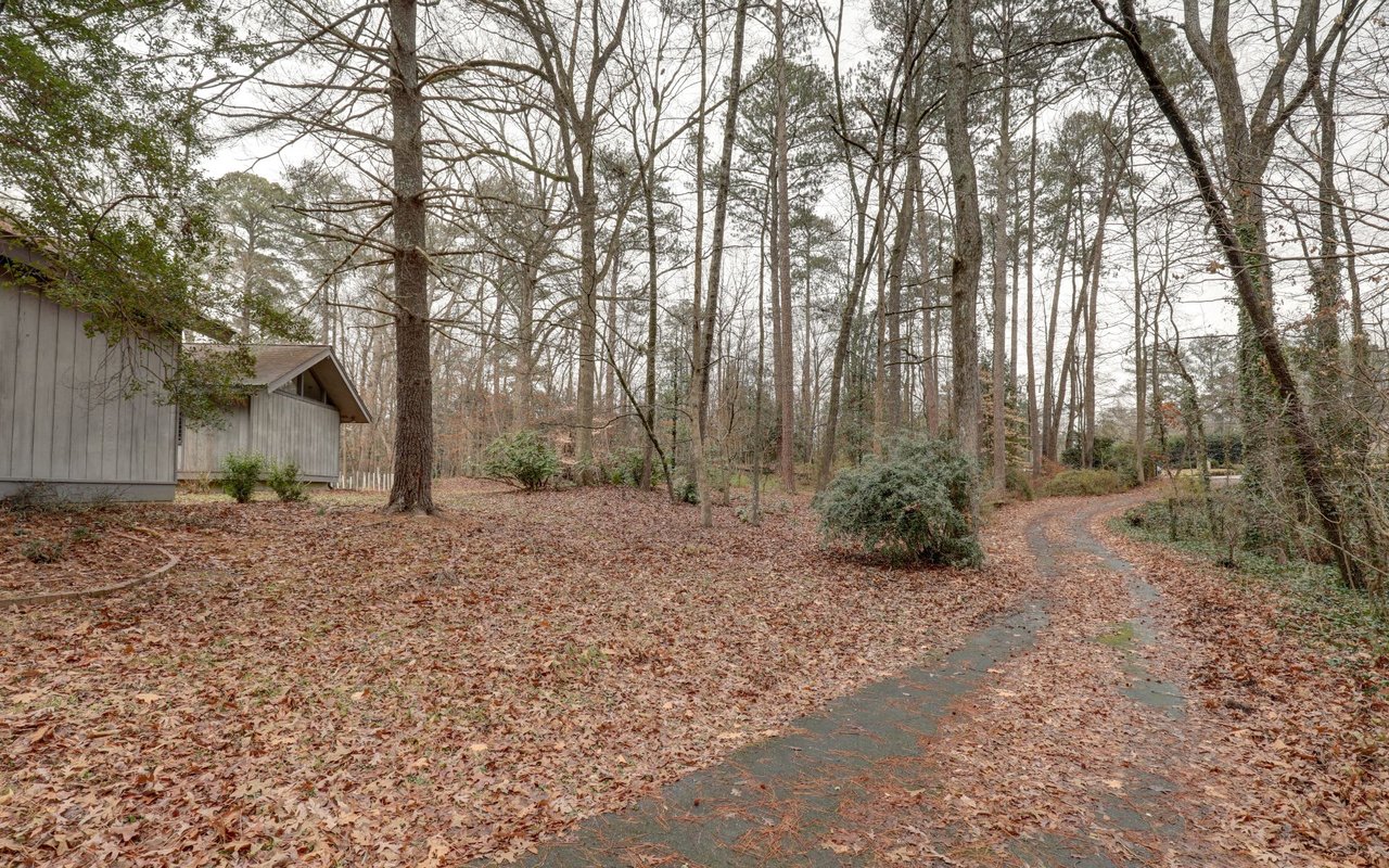 1165 W Garmon Road