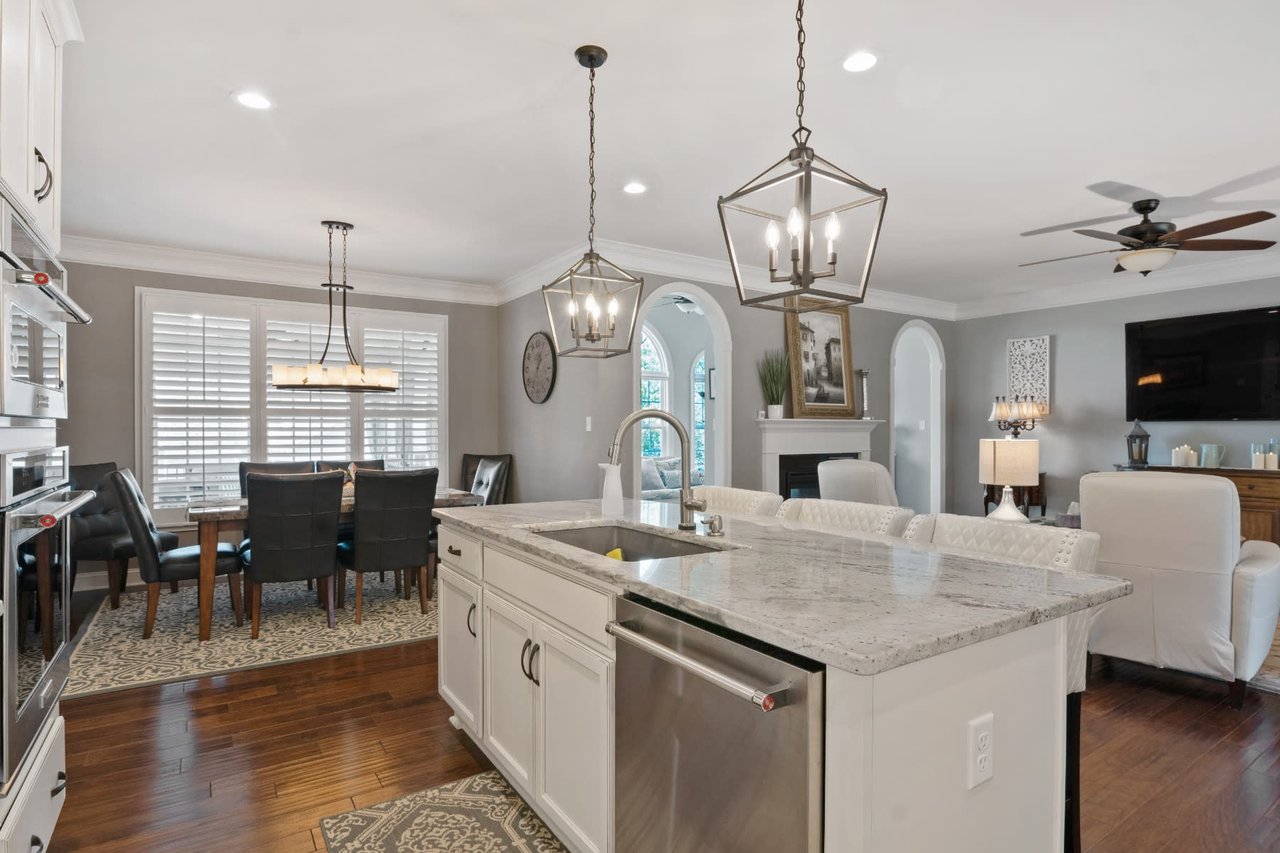 5542 Mossy Oak Road