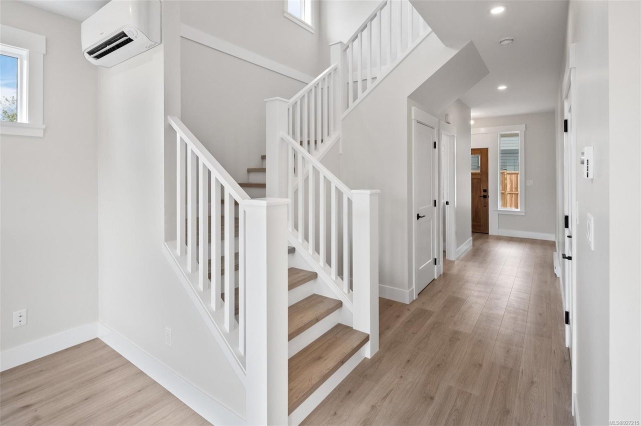 A-6532 Noblewood Pl