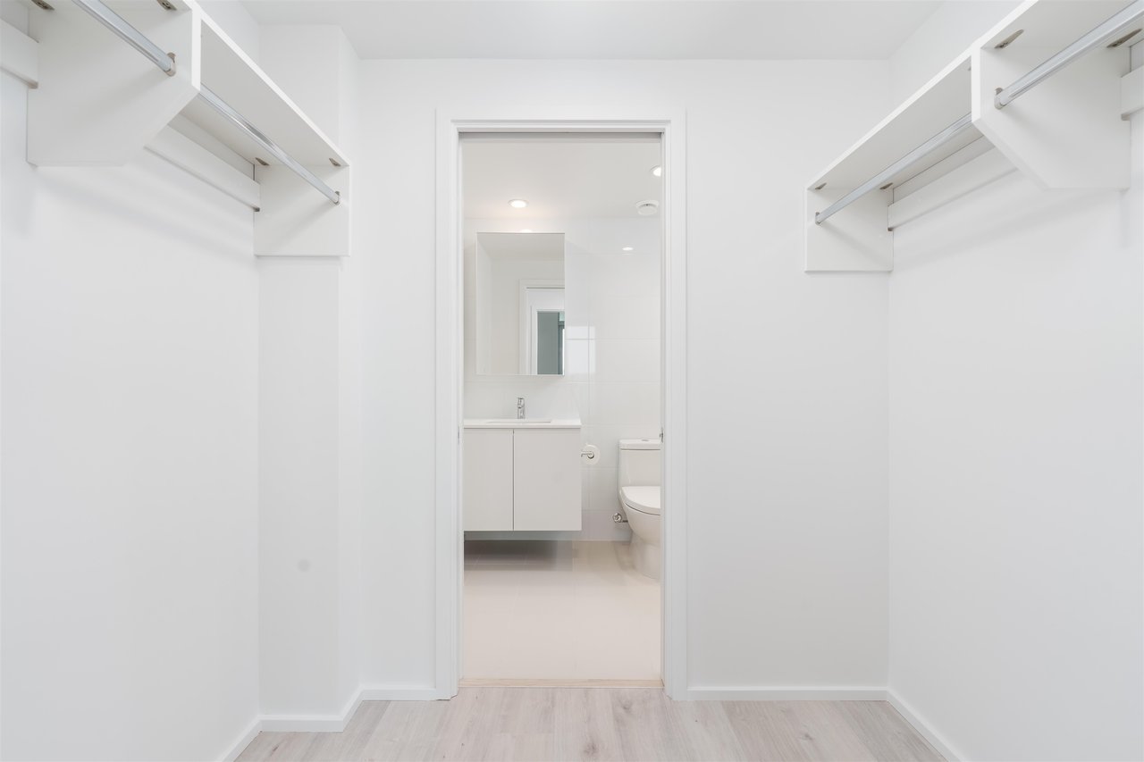 2001-3809 Evergreen Pl