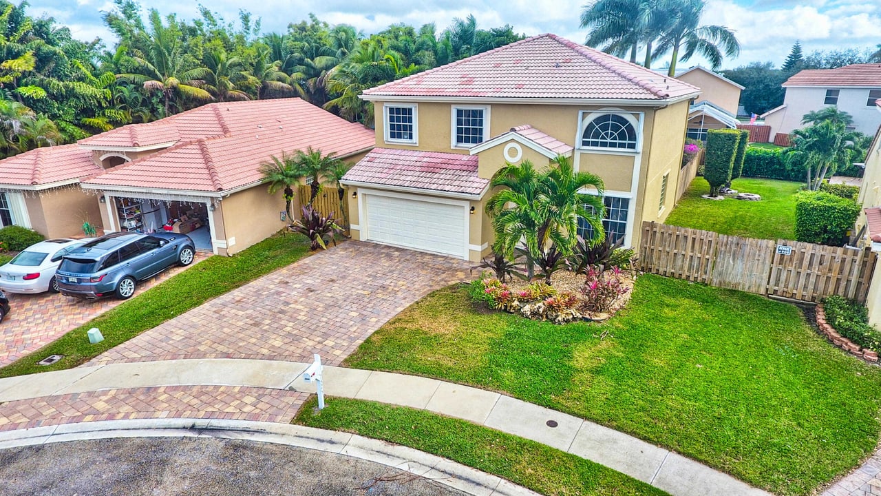 7525 Bristol Bay Lane