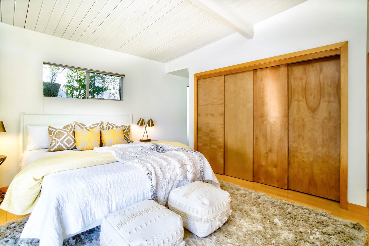 5025 OCEAN VIEW