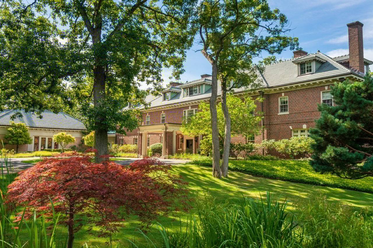 Dedham Estate Overlooking Weld Pond