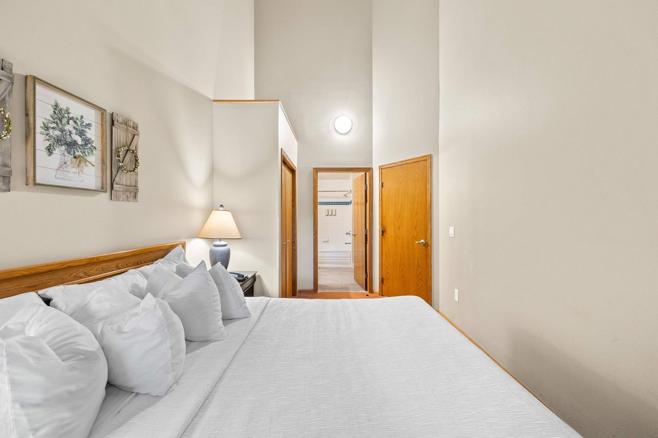 The Cove of Lake Geneva Unit 459