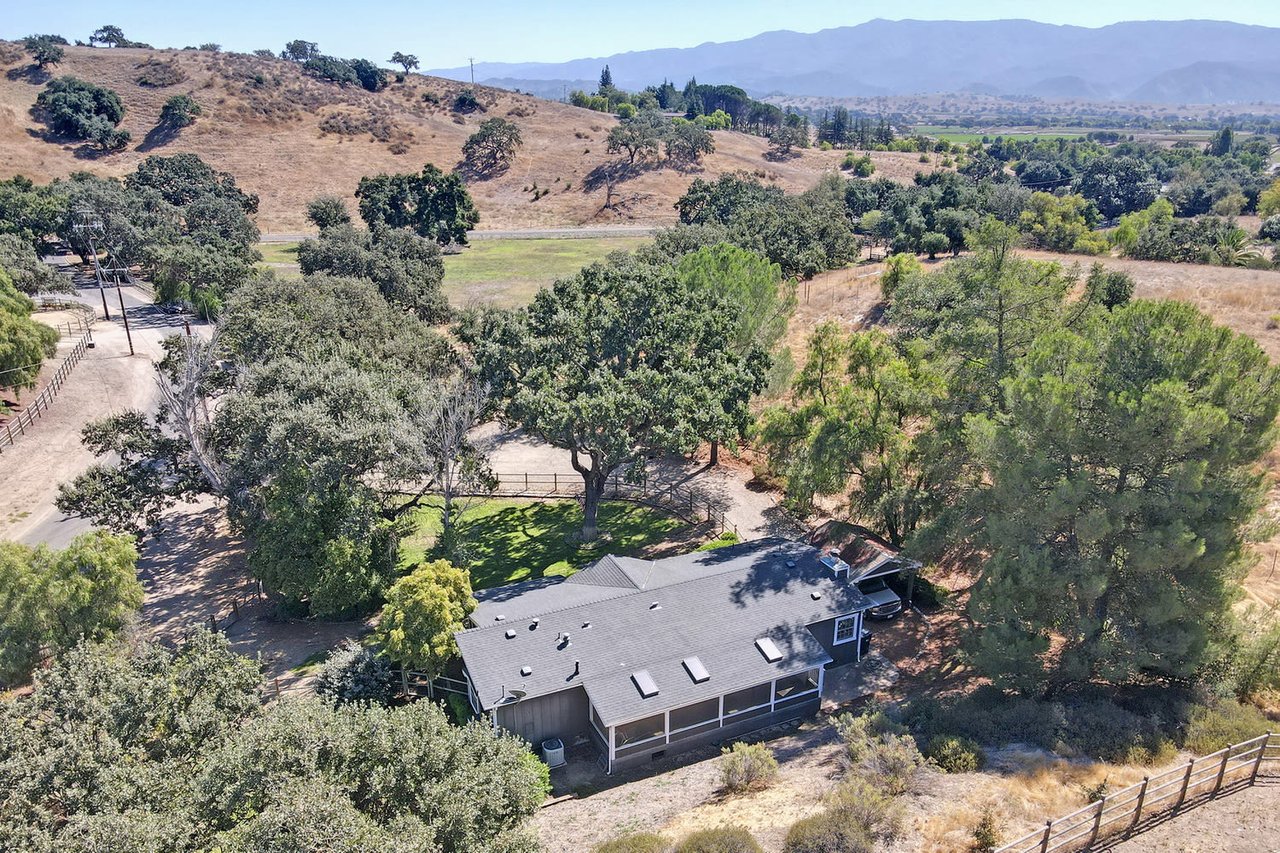 Ultimate Family Compound and Entertainer’s Retreat