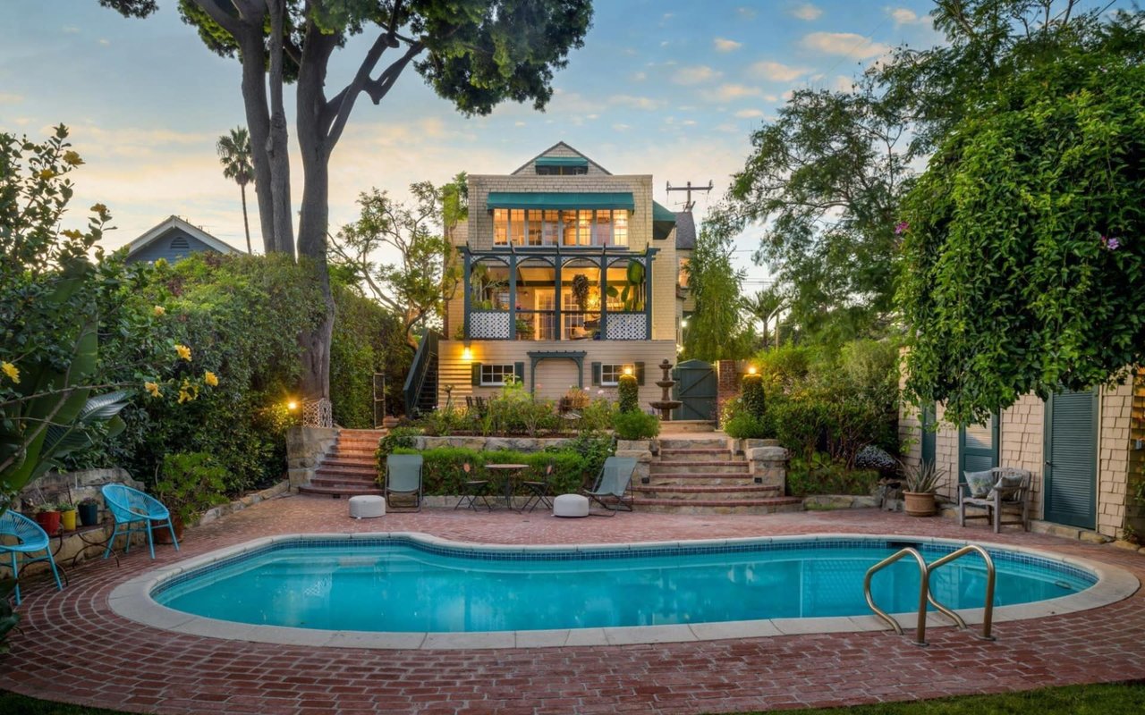 How to Buy a Luxury Home