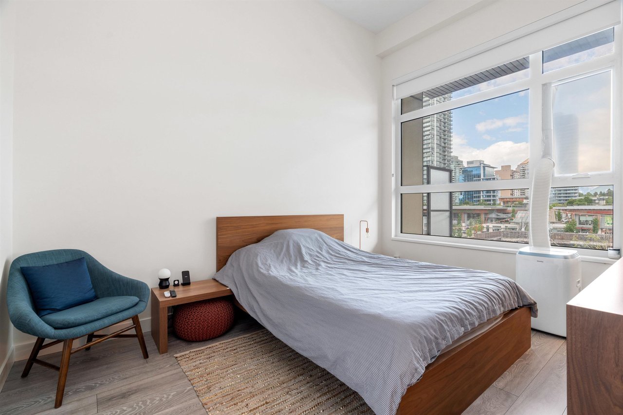 504-4468 Dawson St