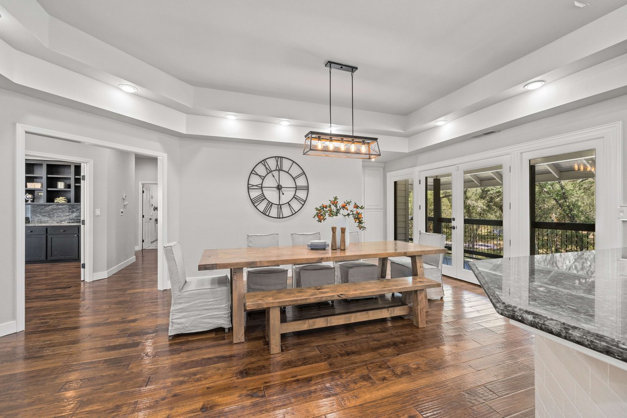 2880 Carlson Drive