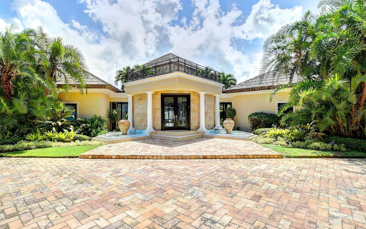 How to Buy a Luxury Home In The Bahamas