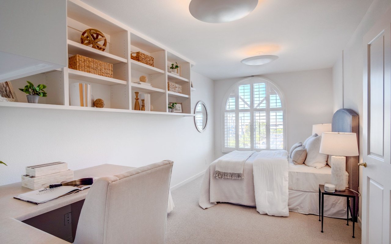 100 Thorndale Drive Unit: 421
