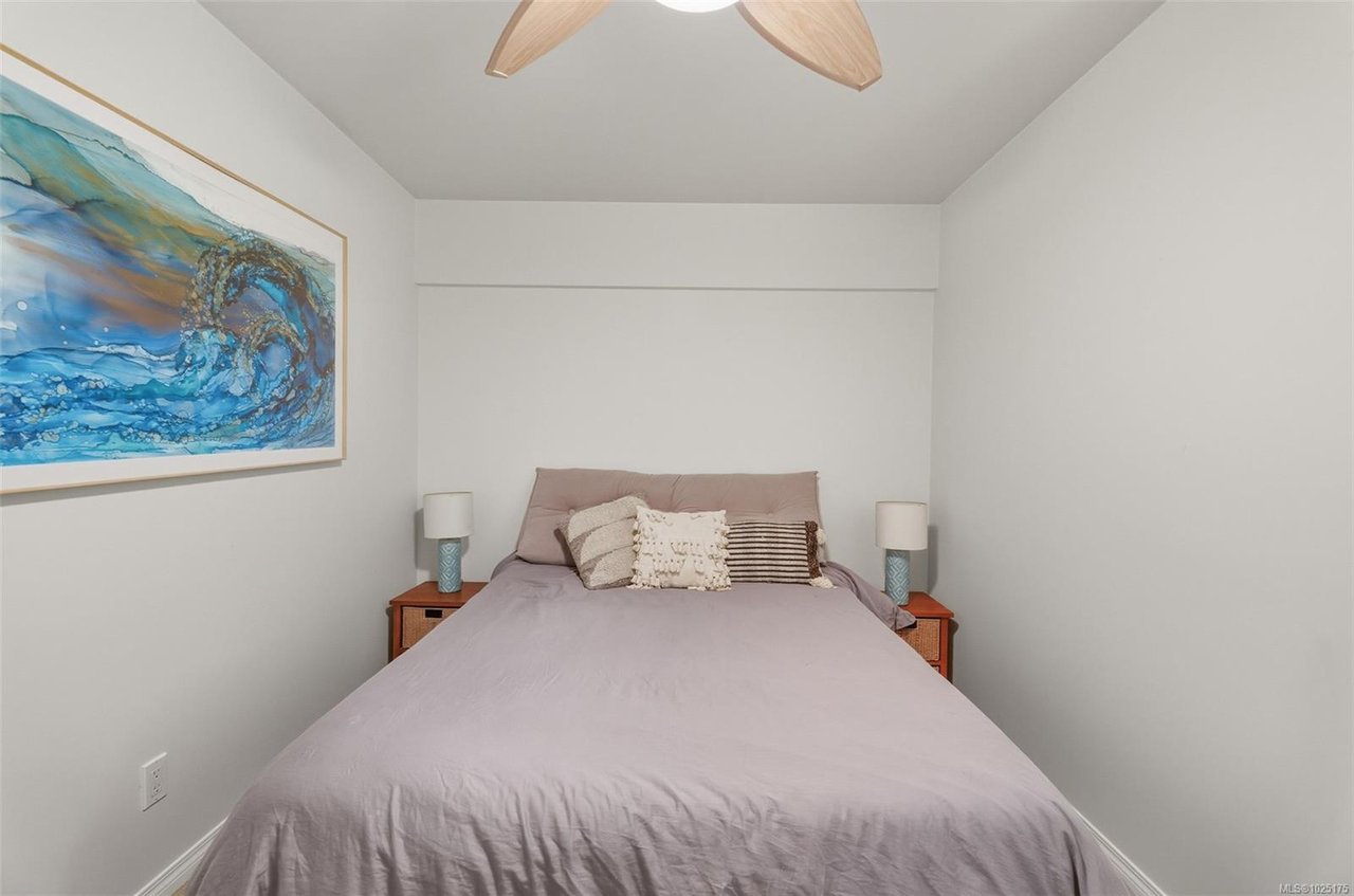 13-60 Dallas Rd, Victoria