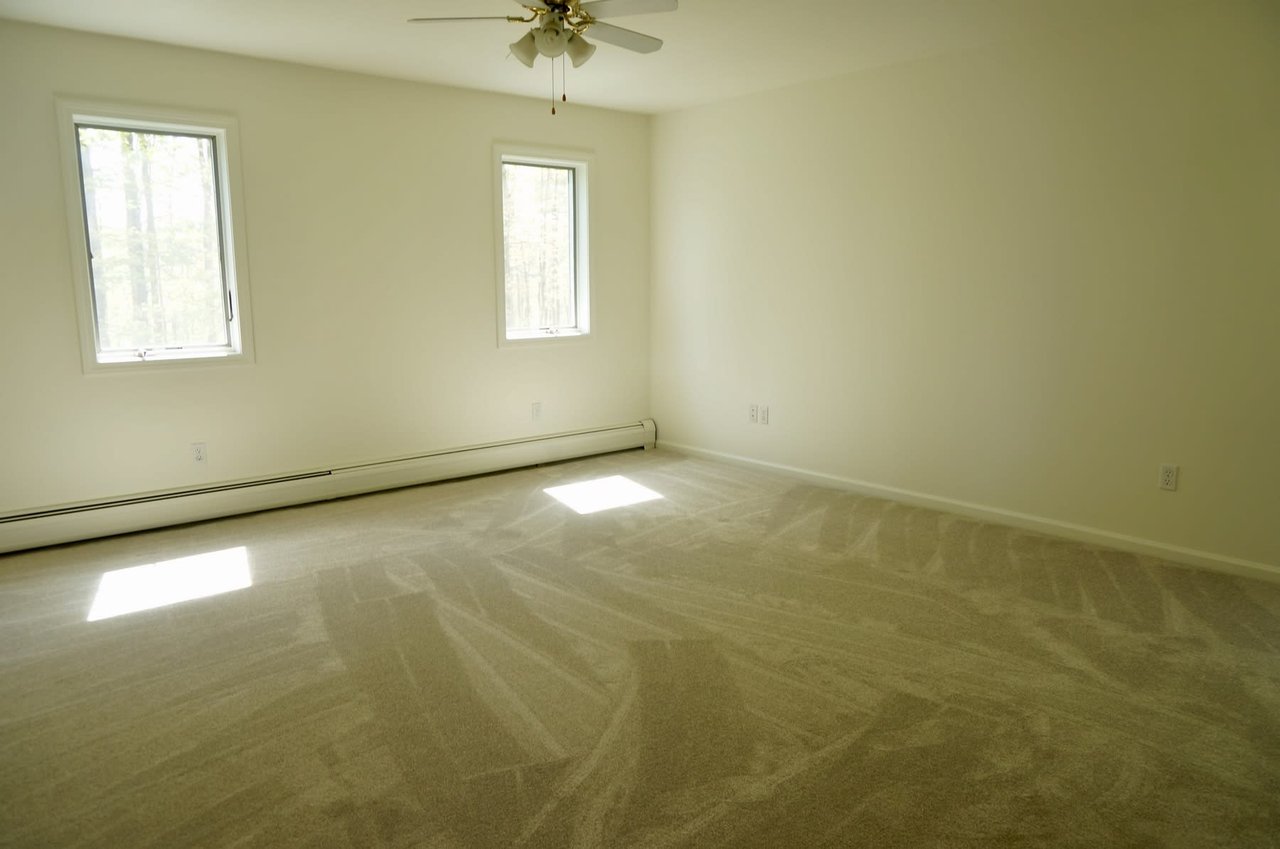 Private Stockbridge Contemporary