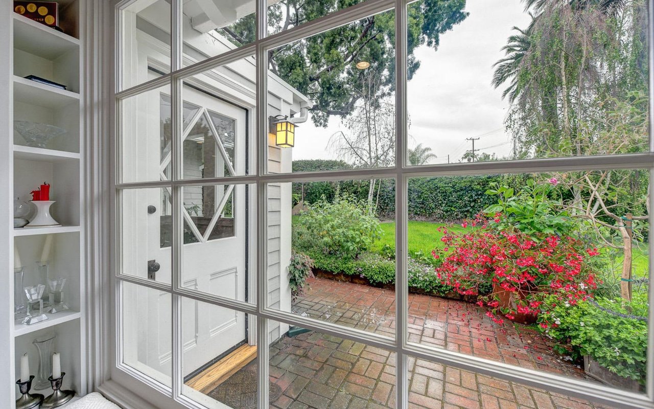 1937 Laguna St