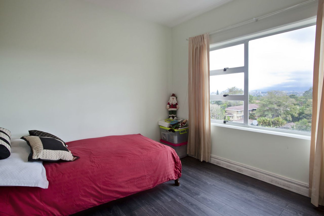 Remodeled Penthouse View Residence, Escazu, San Jose