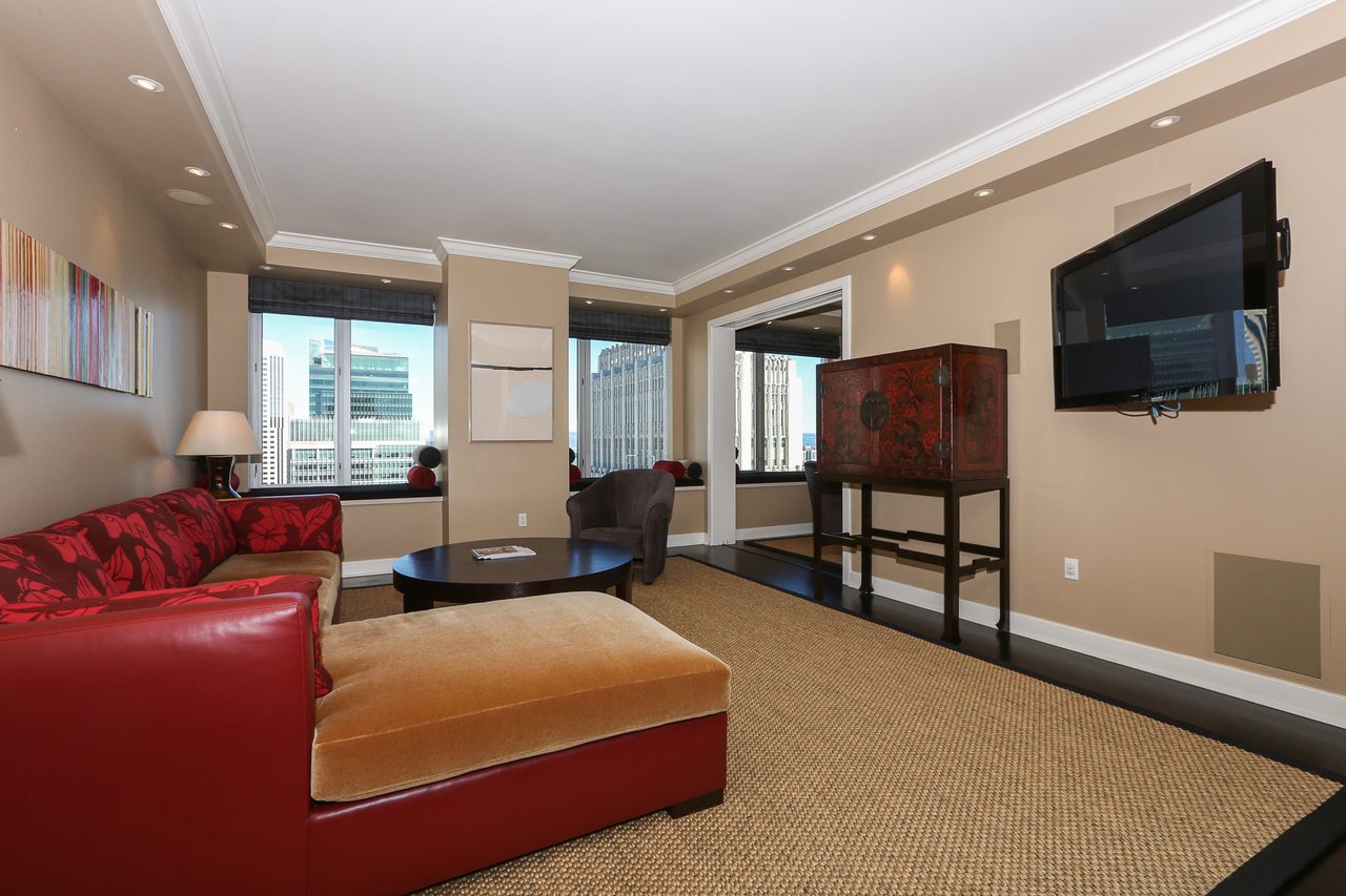 St. Regis Residence 30F