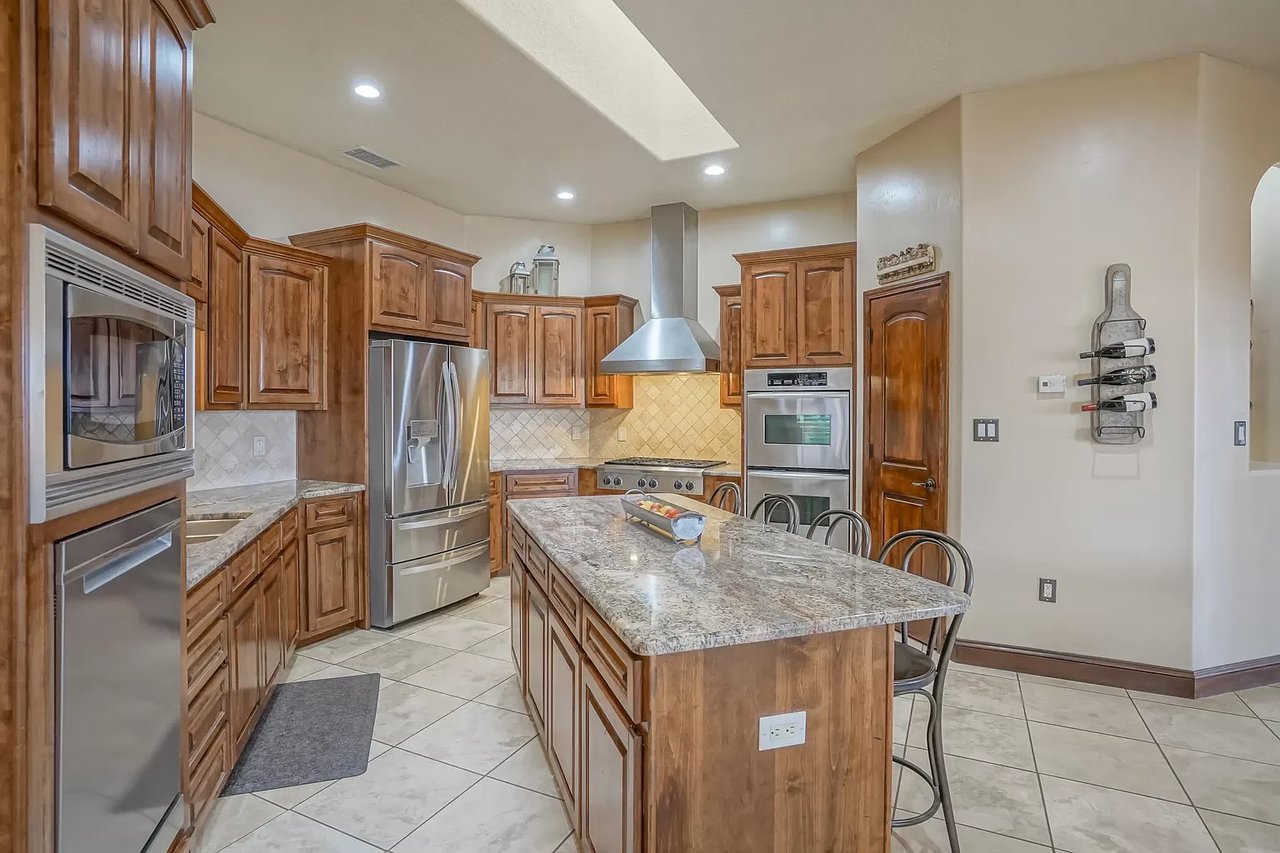 3102 Octavia Ct NE