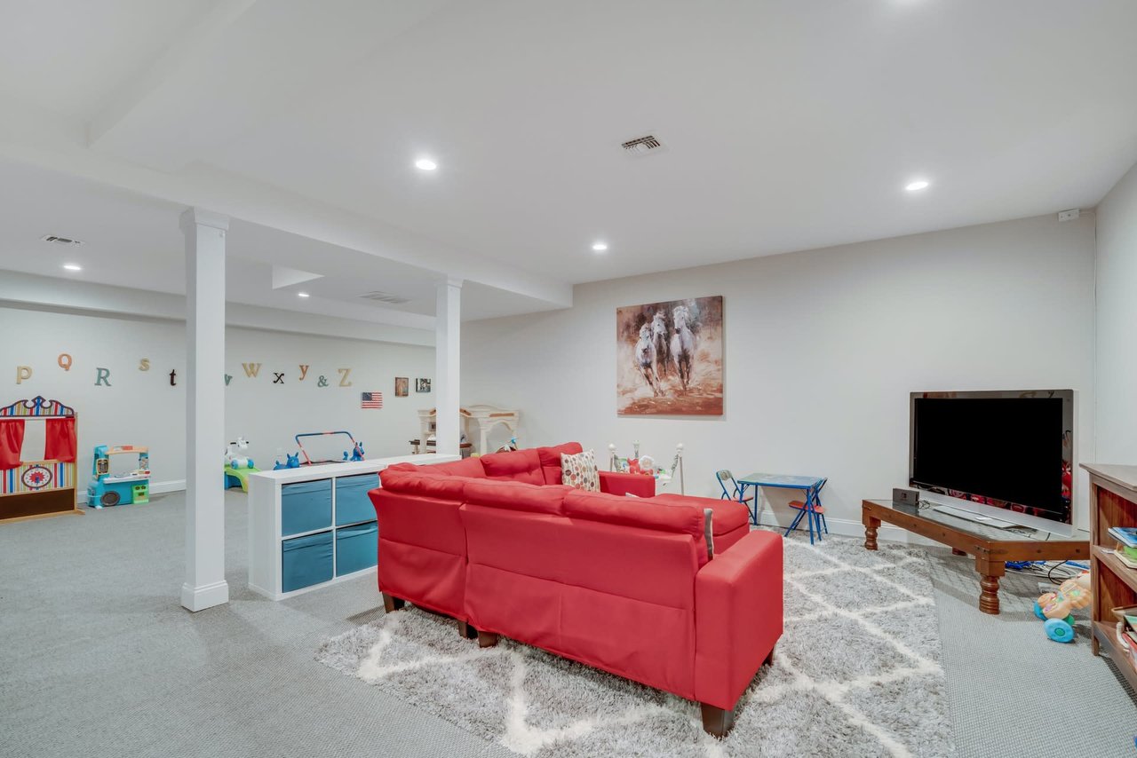 8 Marti Road
