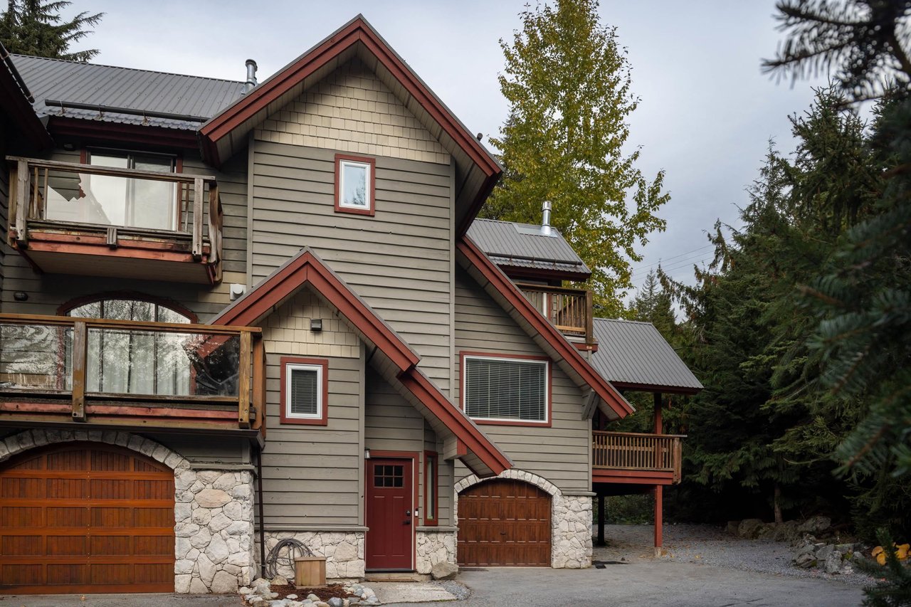 2154 Whistler Rd