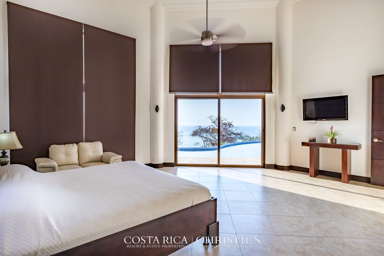 Casa Blanca Exquisite Ocean View Villa