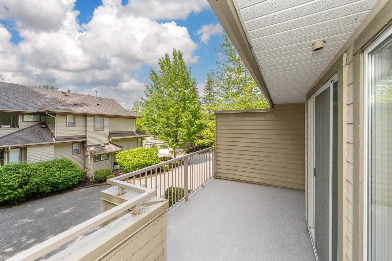 39-8701 16th Ave