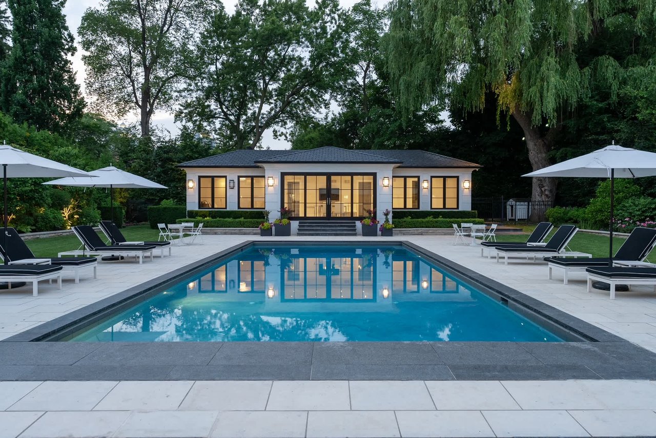 Epitomizes Luxury And Tranquility