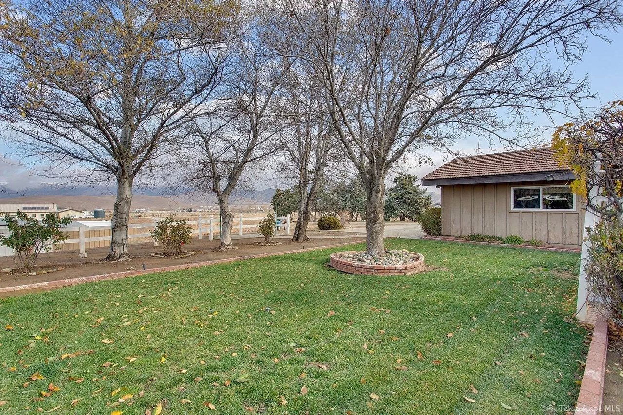 965 W Valley Blvd
