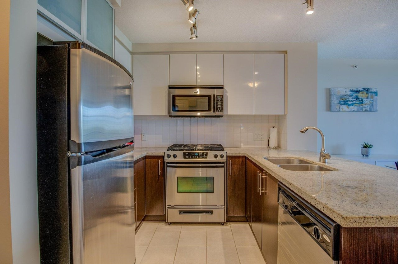 1503-2289 Yukon Crescent, Burnaby