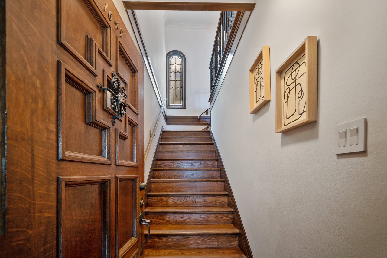 EXCEPTIONAL MARINA HOME