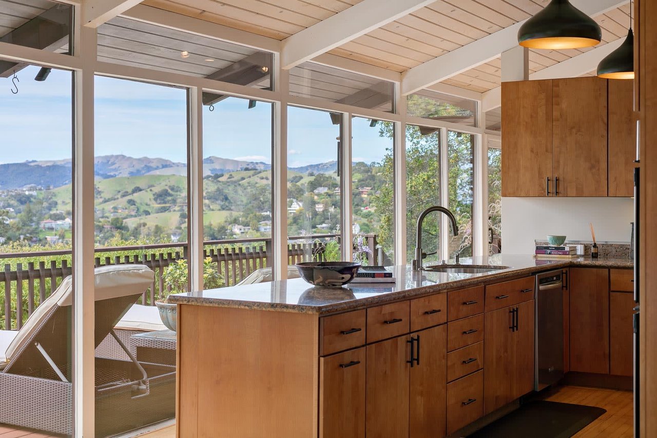 40 Crest Avenue, San Anselmo