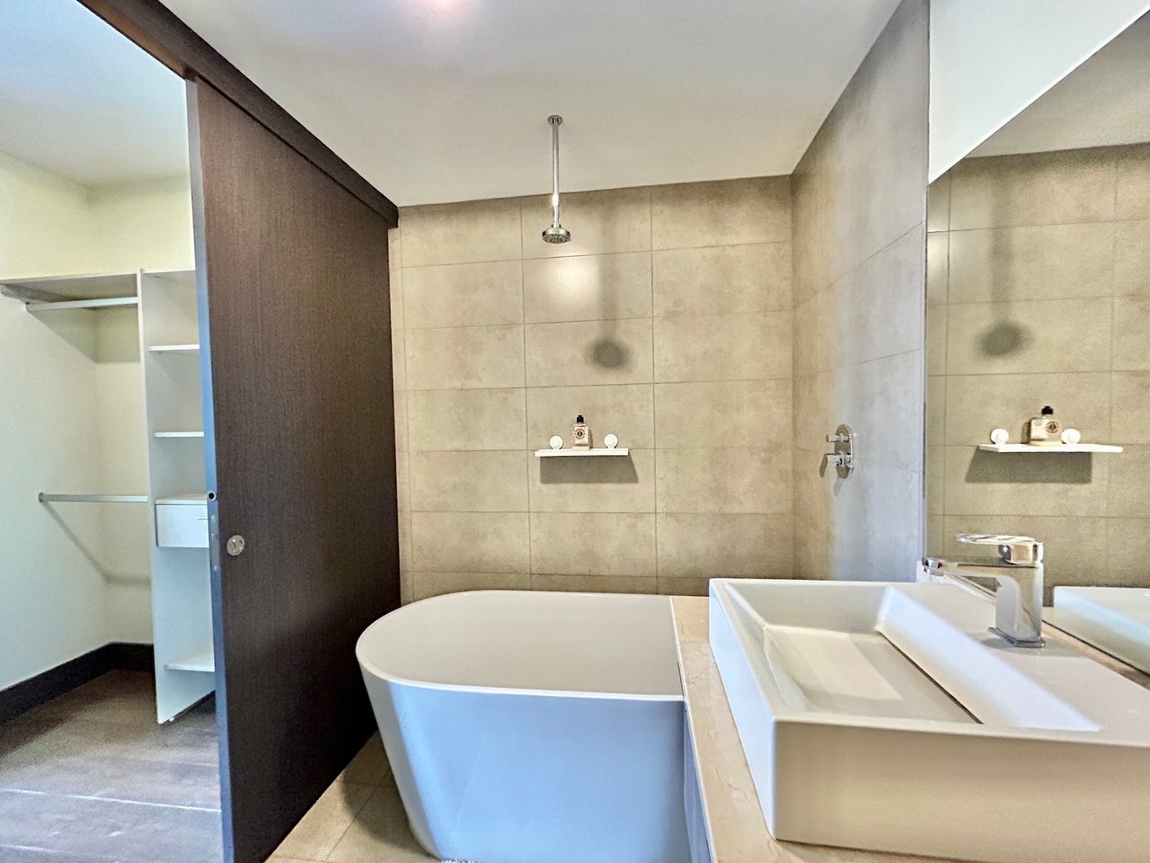 Modern Wrap Around Balcony Condo, Sabana and Rohrmoser, San Jose