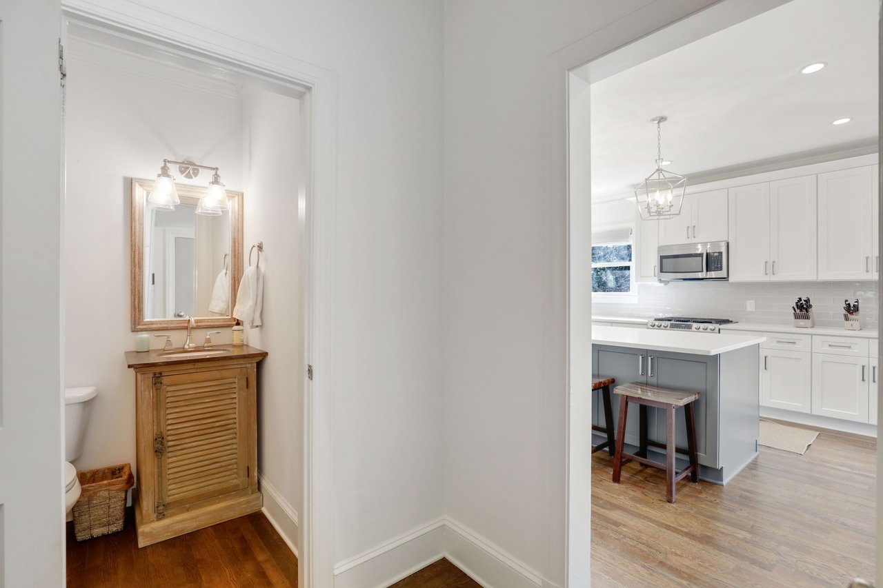 3861 Wieuca Terrace NE