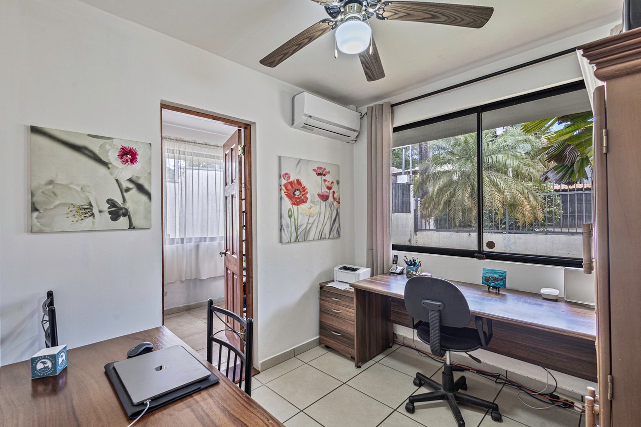 Single Story Family Home, Papagayo, Guanacaste
