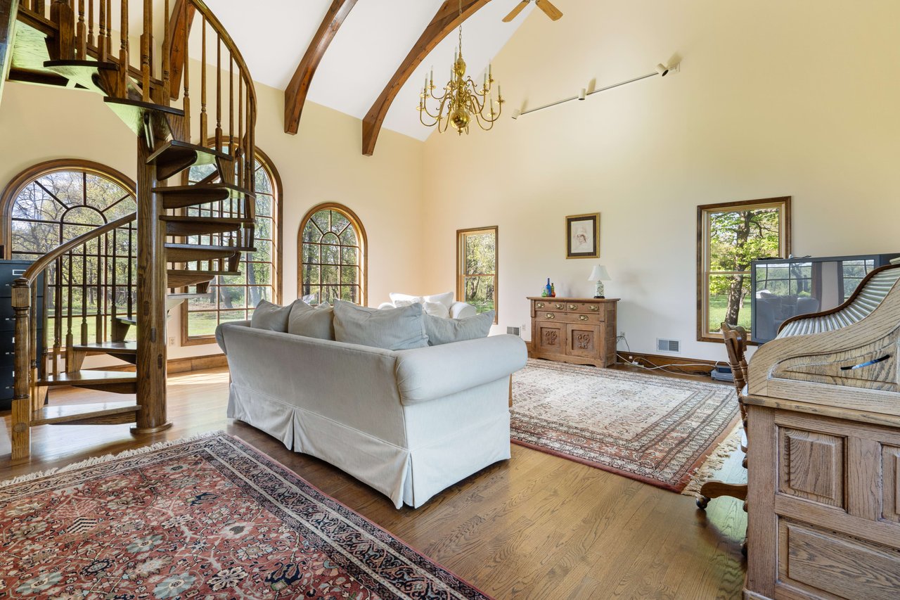 21 Apple Tree Rd