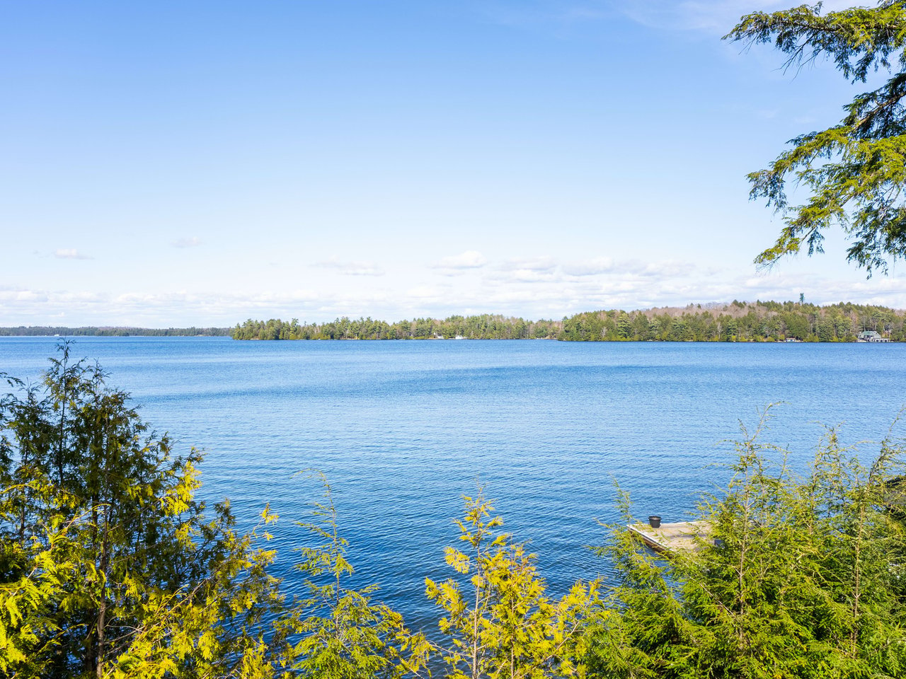 Foots Bay Cottage Lake Joseph