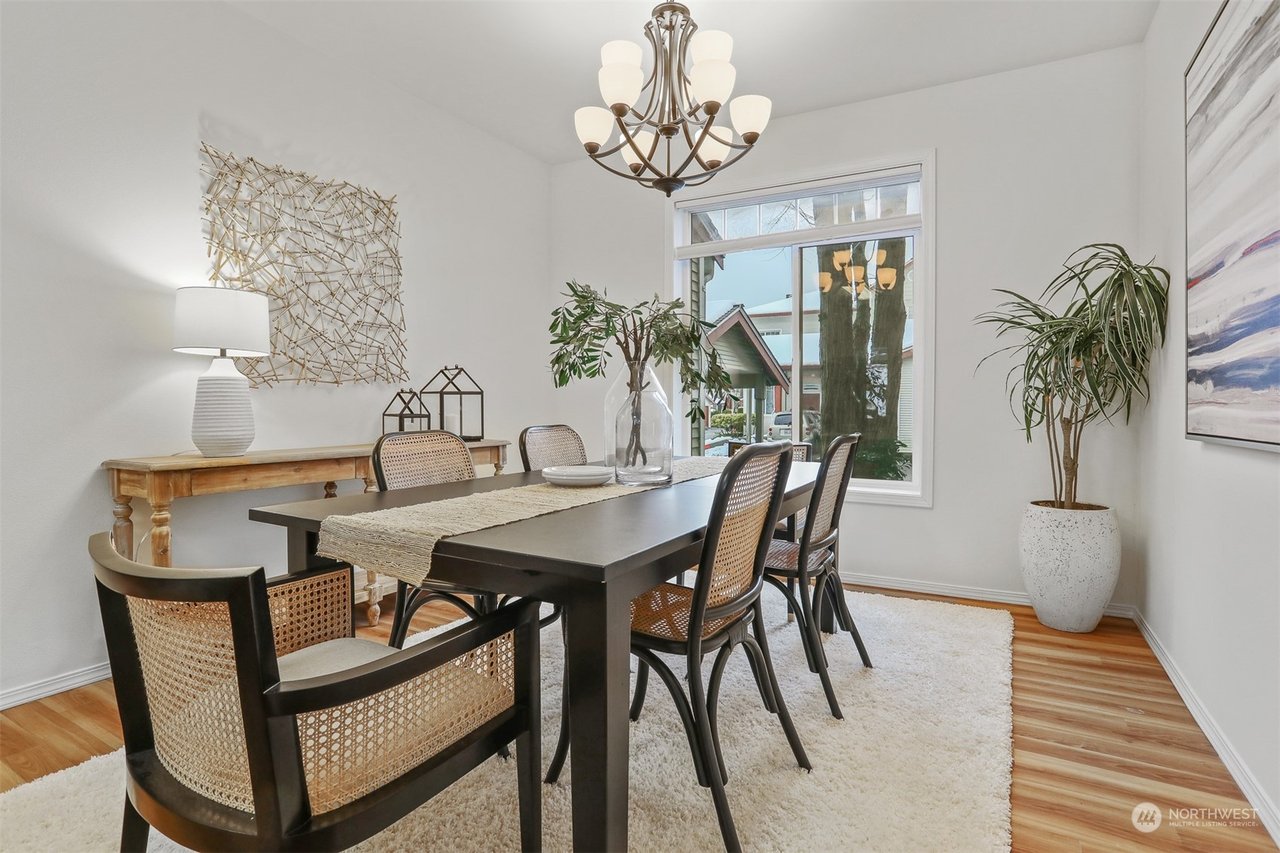 B102-14816 W 29th Ave