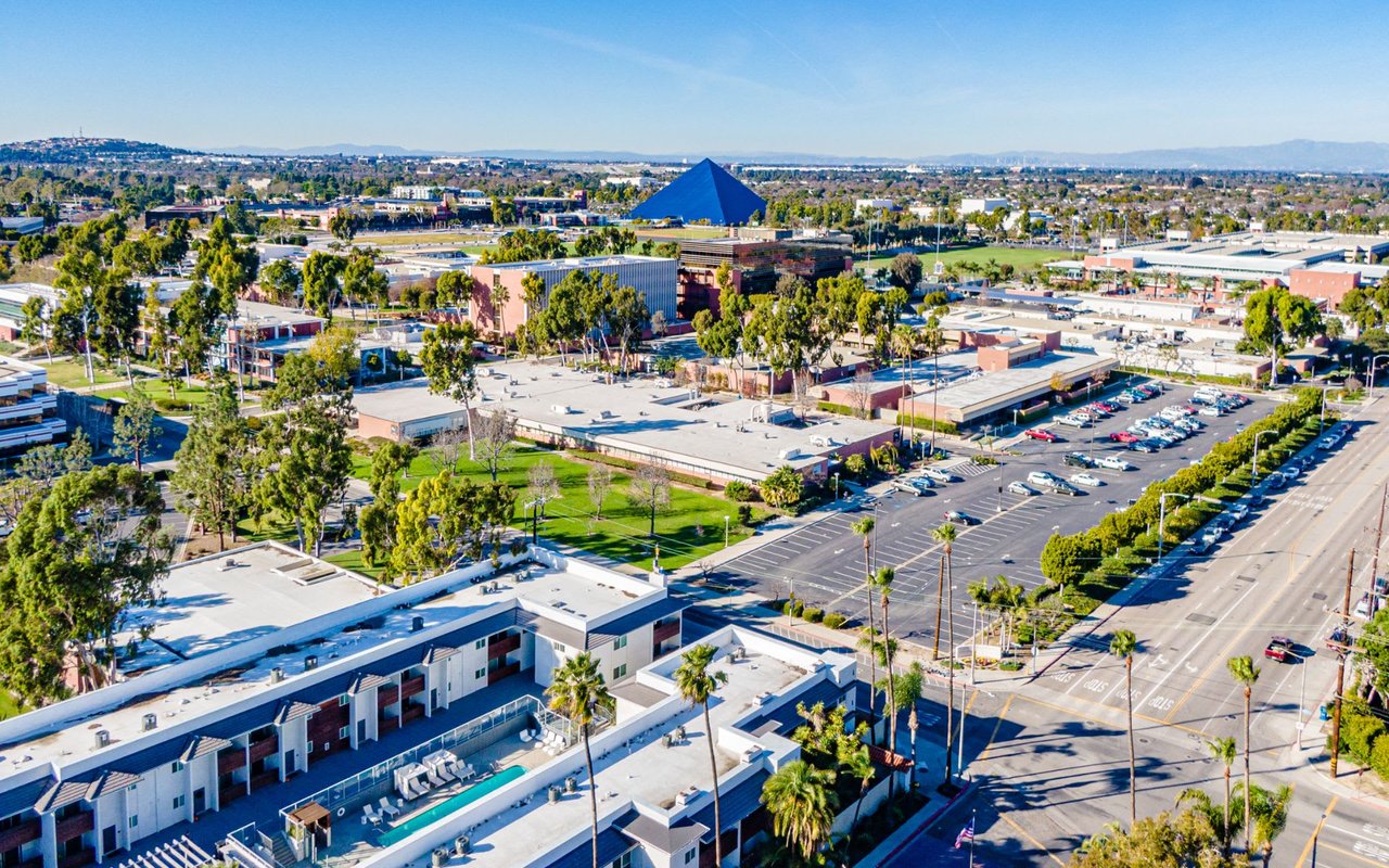 1070 Palo Verde Avenue