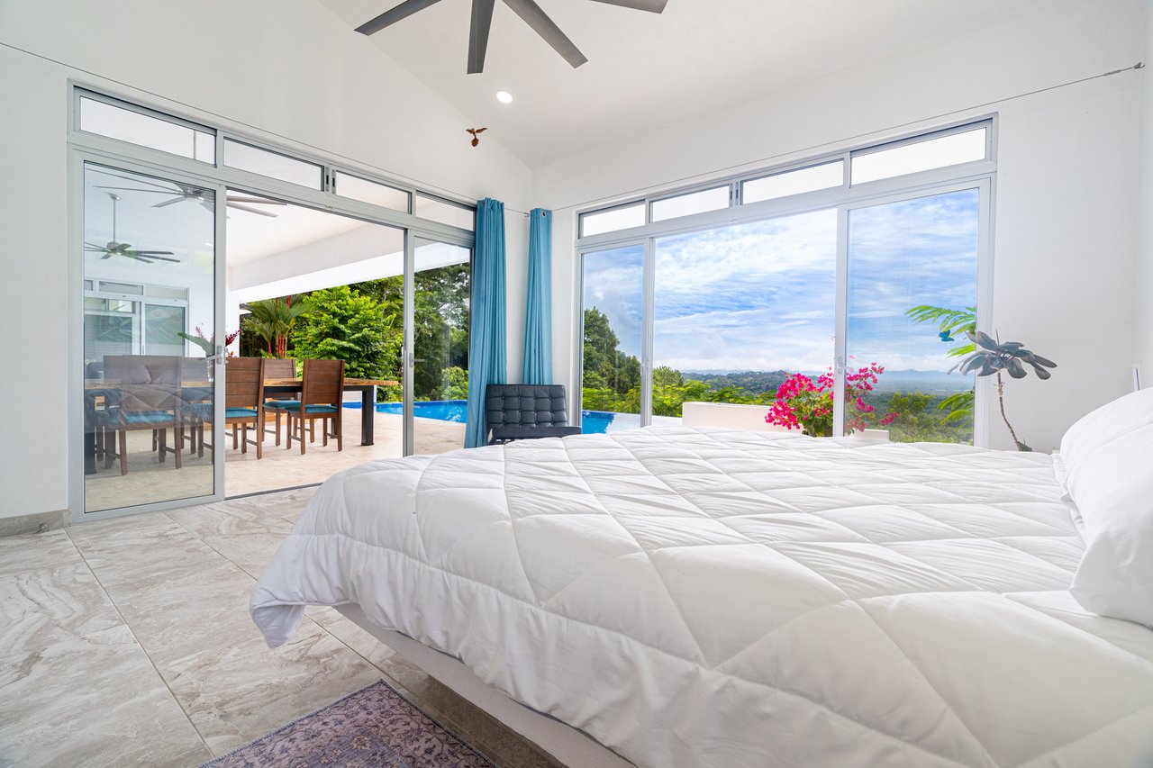 Modern Oceanview Infinity Pool Estate, Ojochal, Puntarenas