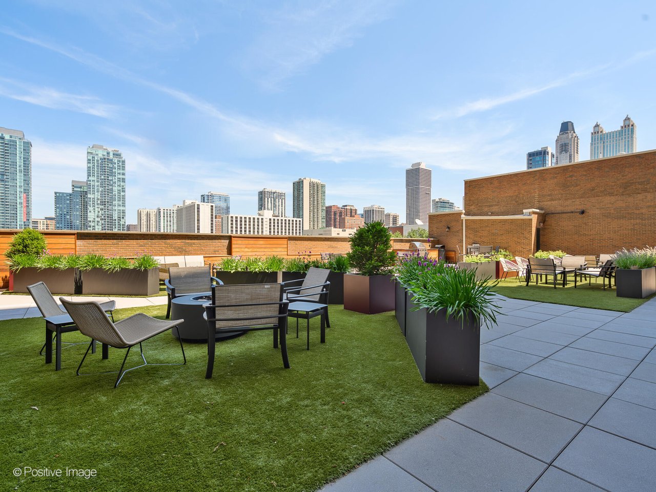 849 N Franklin St Unit 913