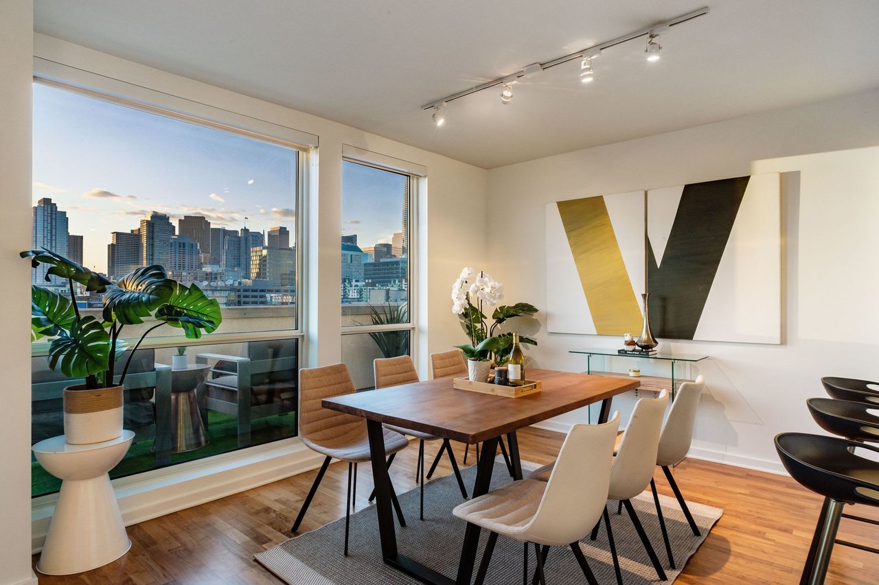 555 4th St, #833