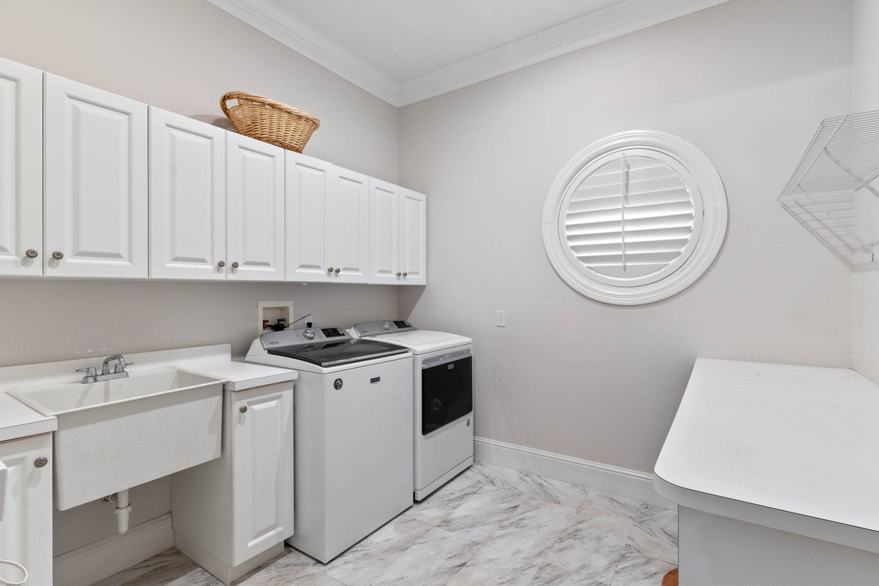 1421 Place Picardy
