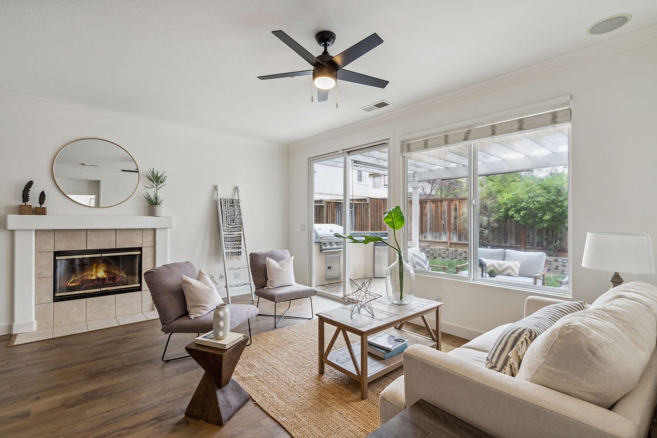 541 Taylor Dr
