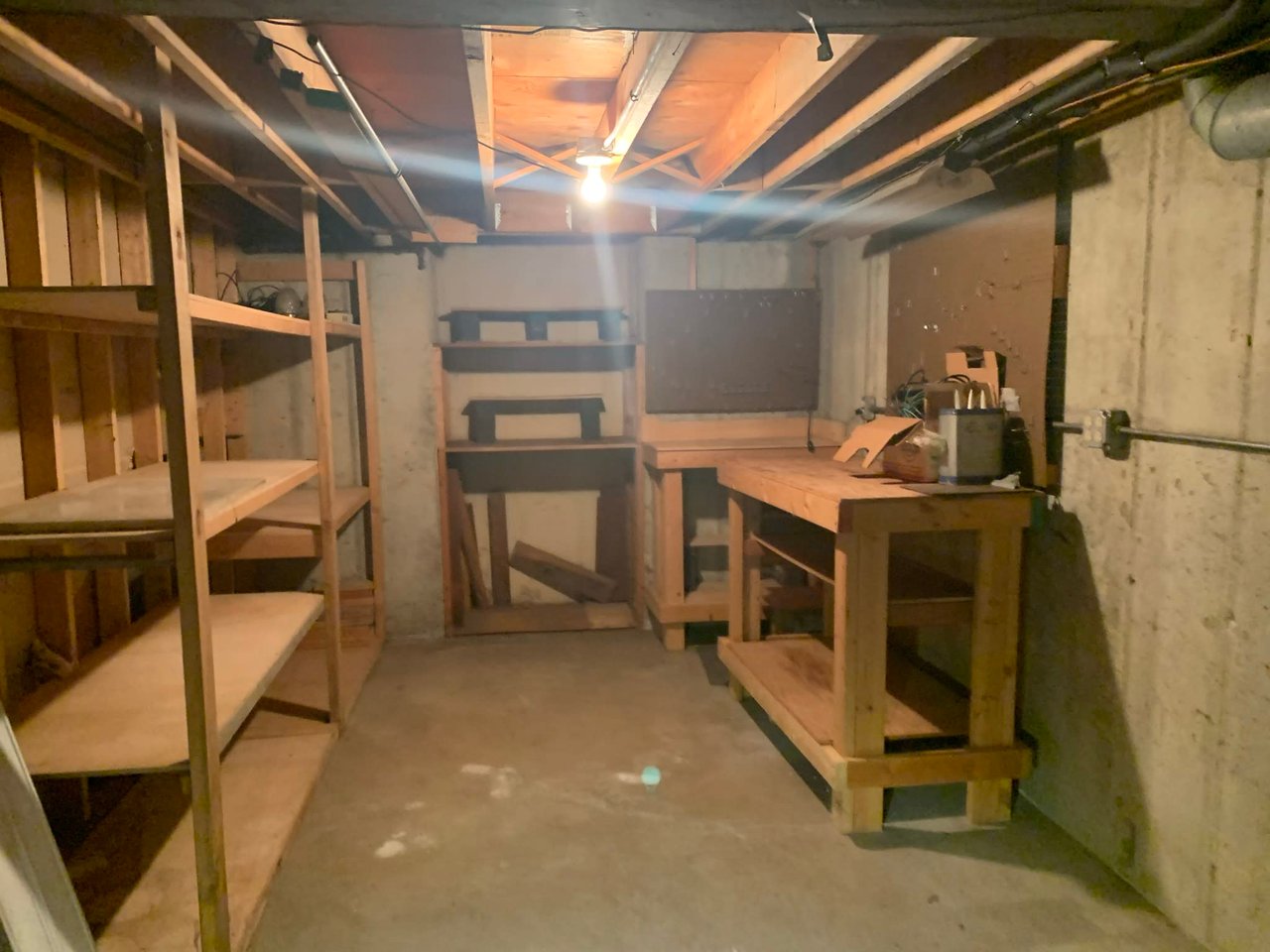 1506 Columbia Ct, Elk Grove Village, IL 60007