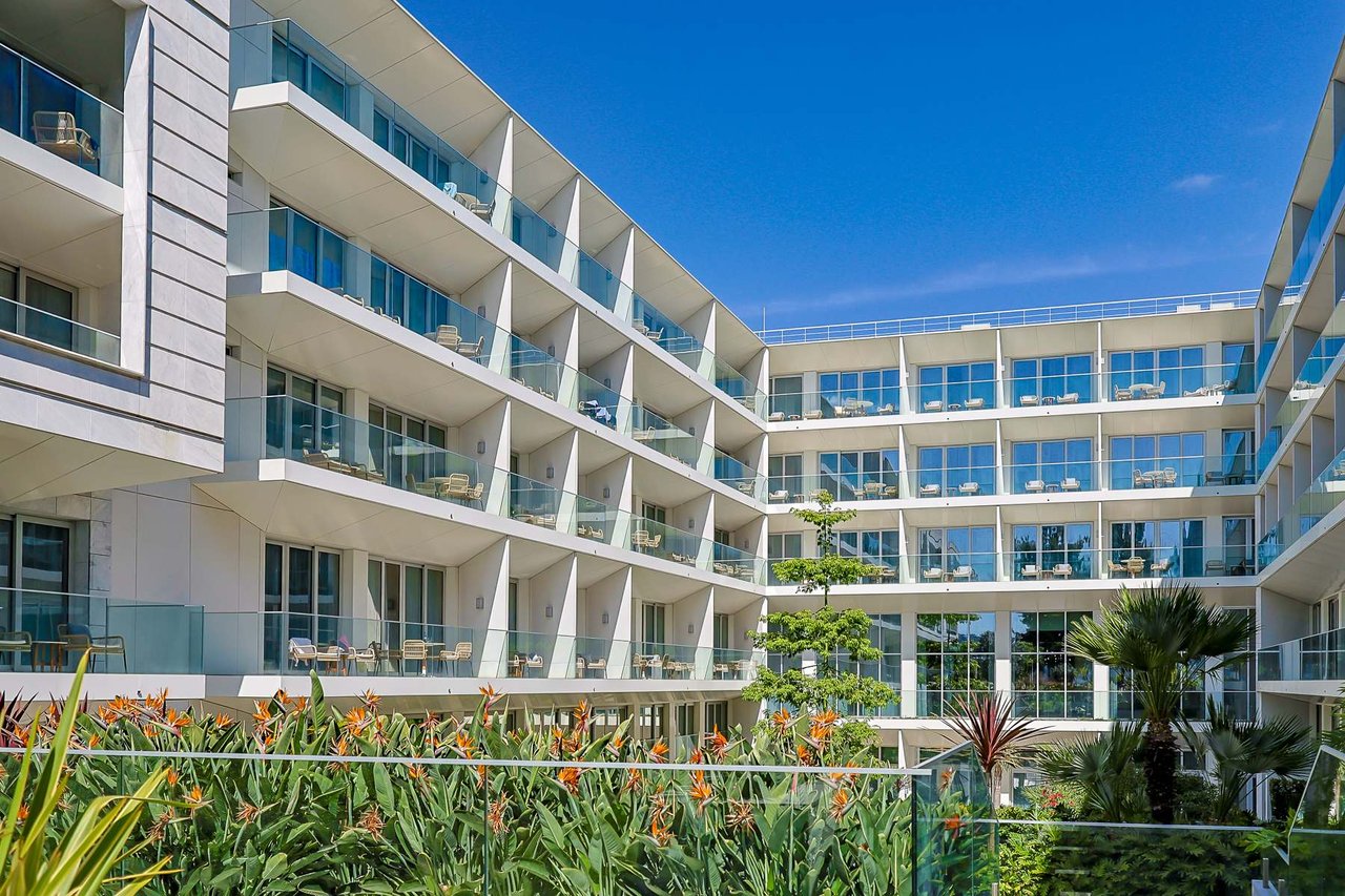 One-Bedroom Apartment in Lisbon’s Hyatt Regency