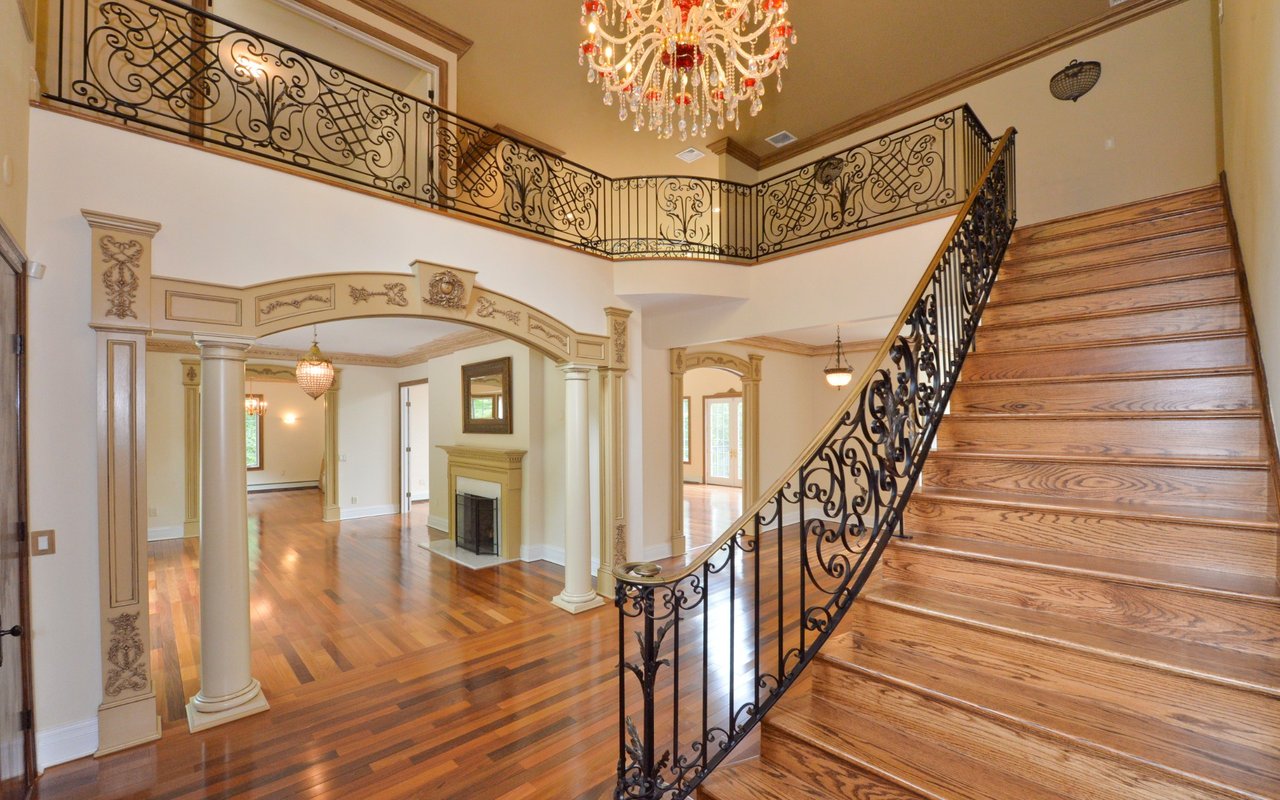 68 Hillcrest Drive