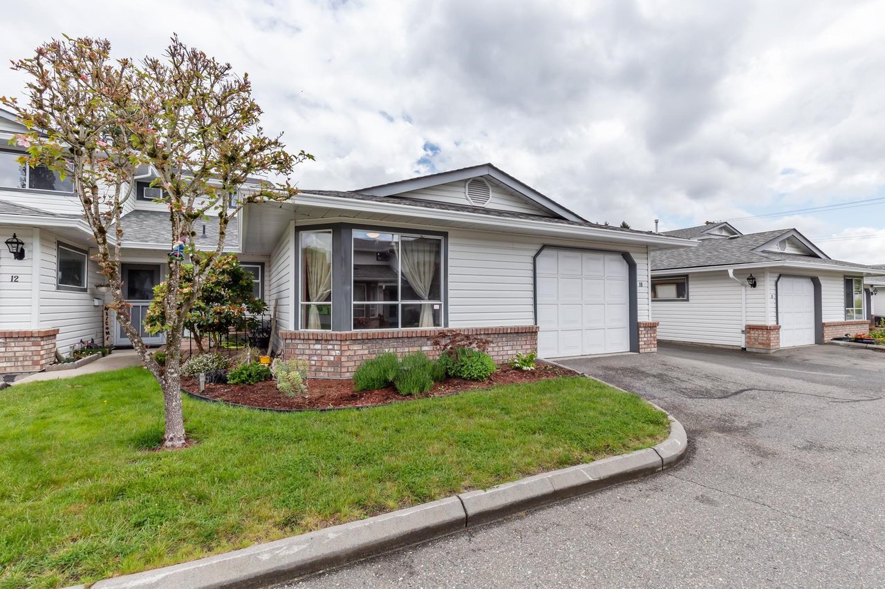 10-32165 7th Ave