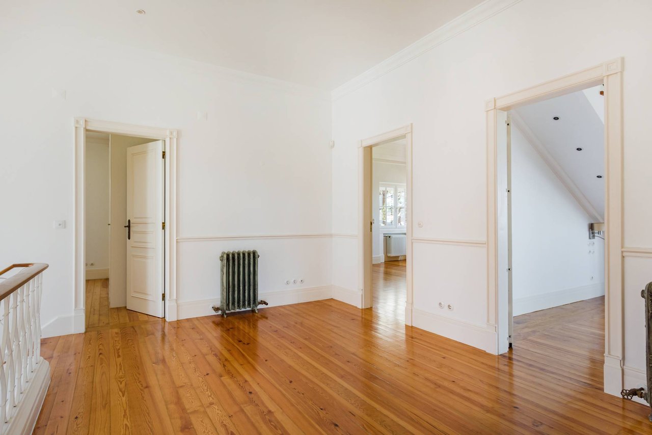 Hallway - Estoril Villa with Sea Views