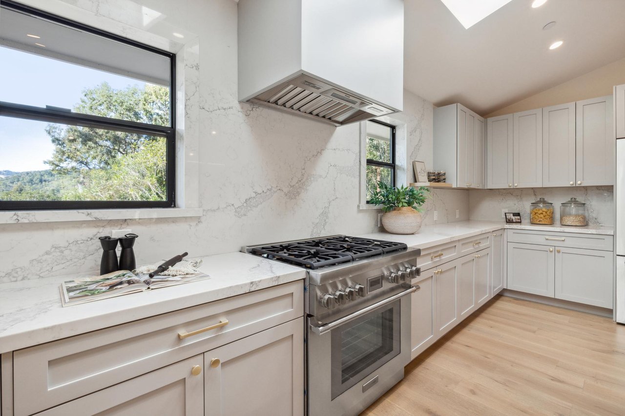 30 Garden Rock Road, San Anselmo