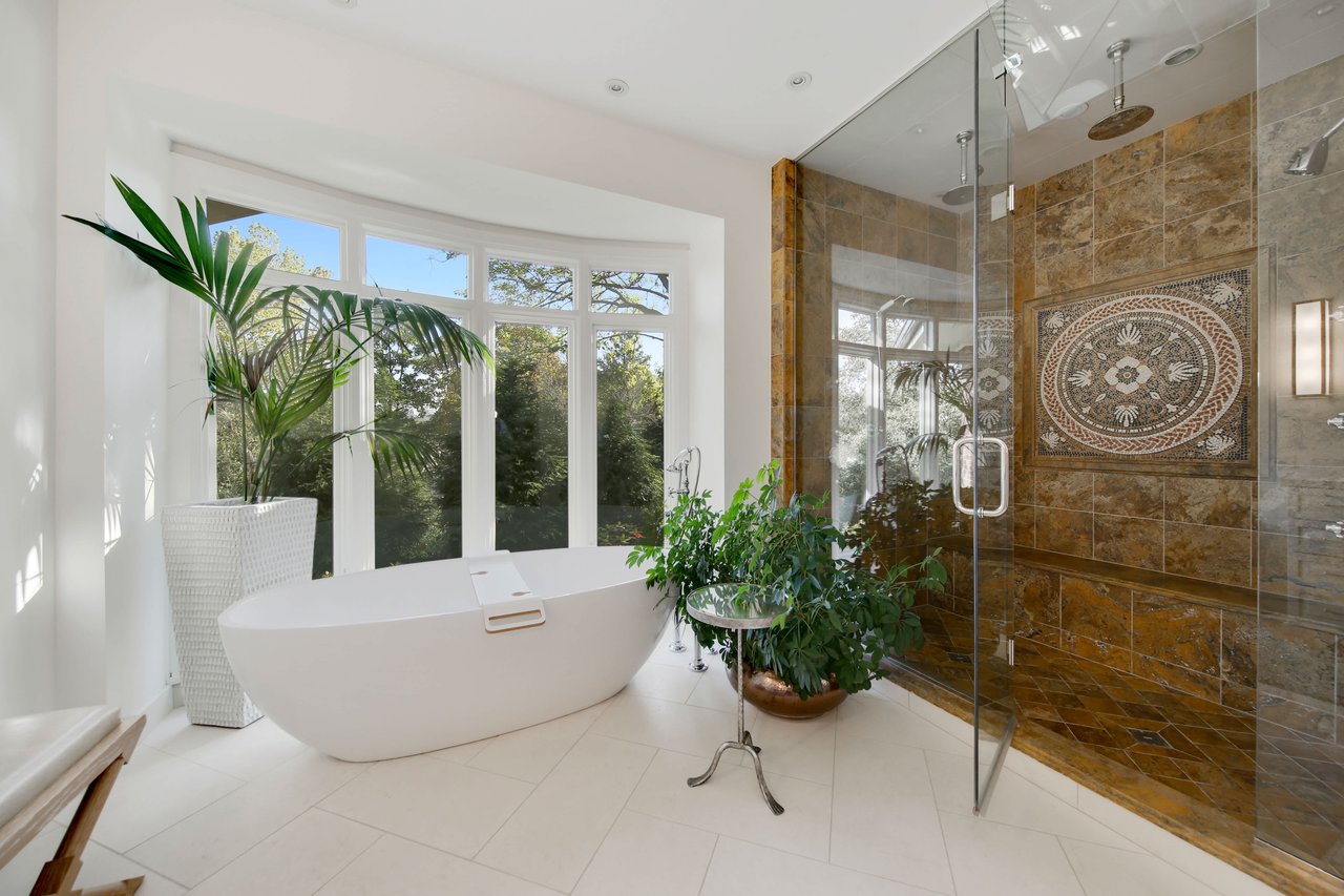 This Spectacular Home Exudes An Upscale Lifestyle With Modern Clean Lines