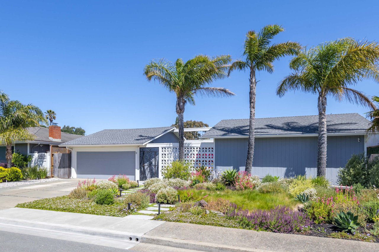 Charming Single-Level Home in Coveted Paradise Cay- Represented Owner and Tenant