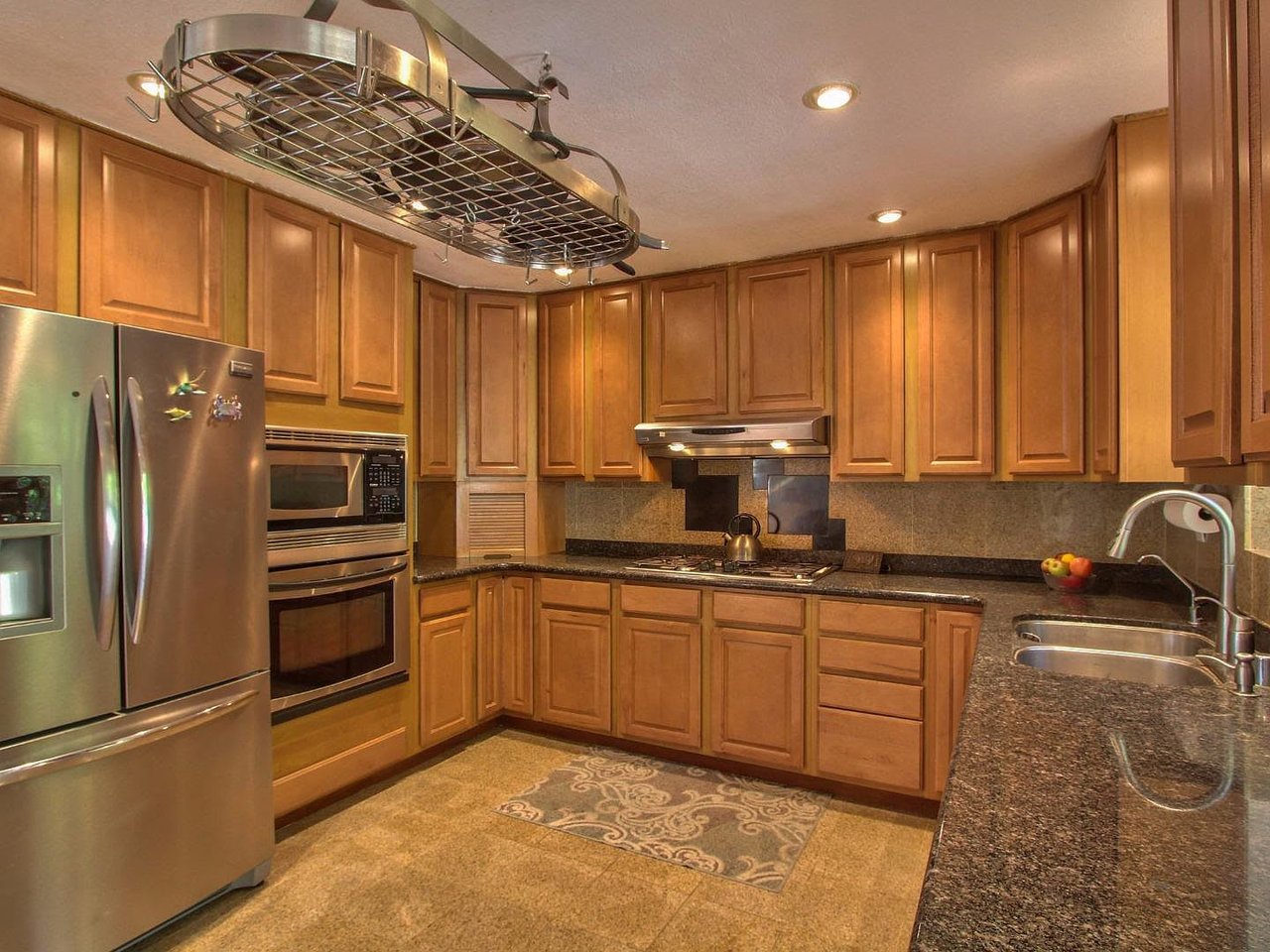 17230 Garlen Ln